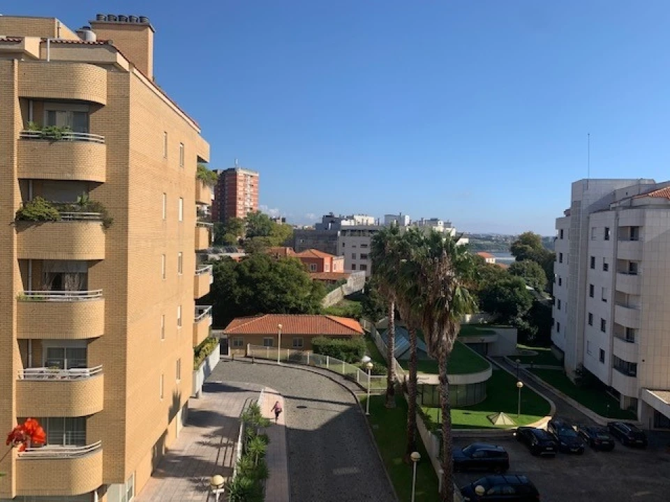 Apartamento T3 para Venda em Aldoar, Foz do Douro e Nevogilde Foto 16