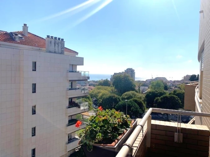 Apartamento T3 para Venda em Aldoar, Foz do Douro e Nevogilde Foto 3