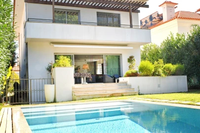 Moradia T4 para Venda em Aldoar, Foz do Douro e Nevogilde