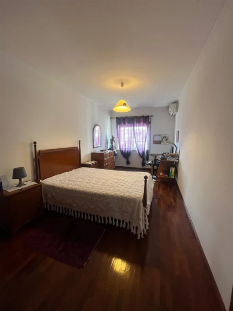 Moradia T4 para Venda em Rio de Loba