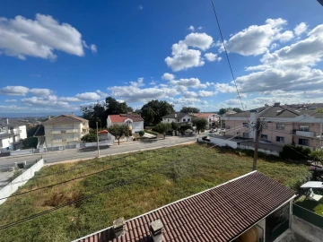 Moradia T4 para Venda em Rio de Loba