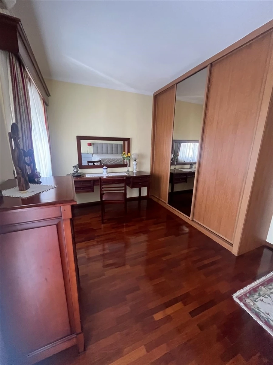 Moradia T4 para Venda em Rio de Loba Foto 31