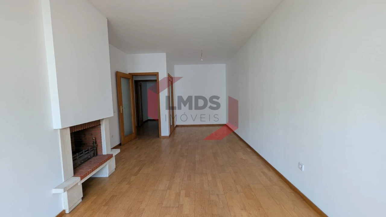Apartamento T3 para Venda em Aguas Santas Foto 9