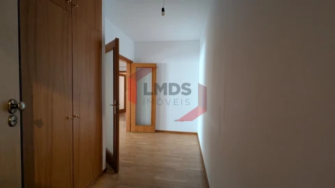 Apartamento T3 para Venda em Aguas Santas