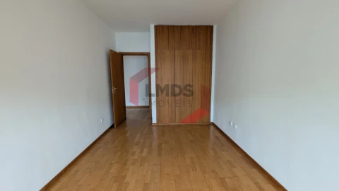 Apartamento T3 para Venda em Aguas Santas