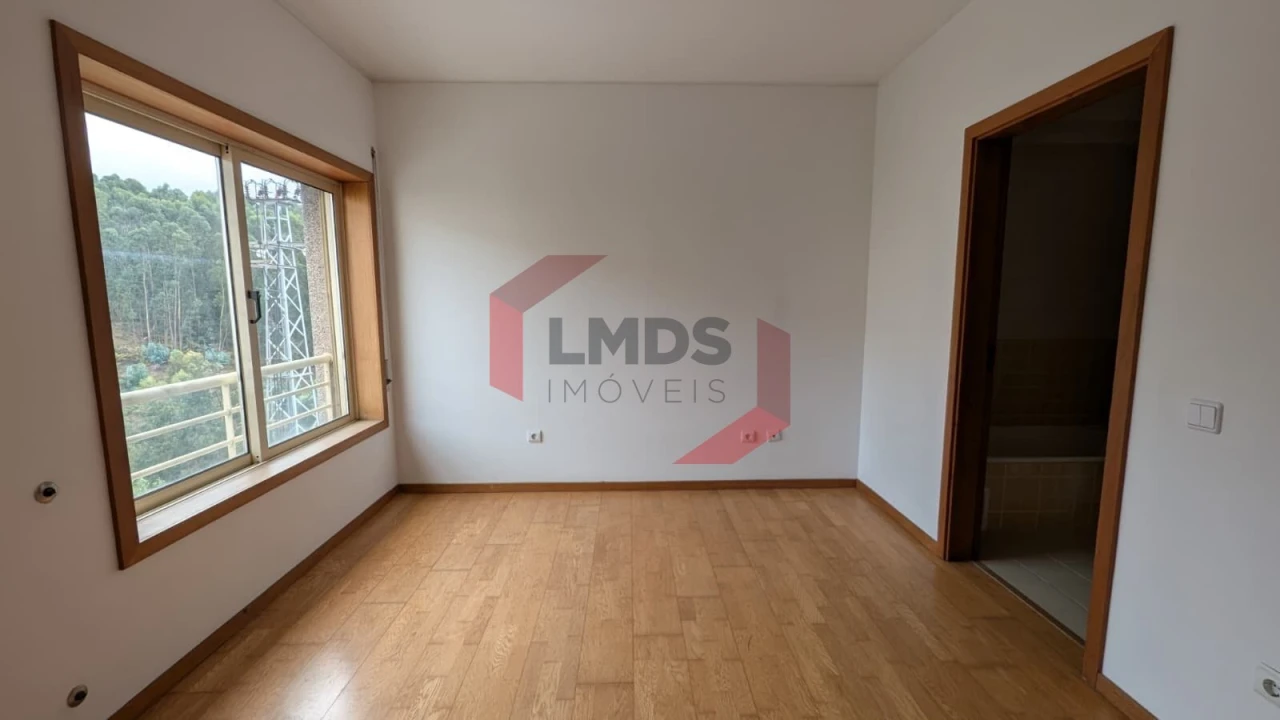 Apartamento T3 para Venda em Aguas Santas Foto 18