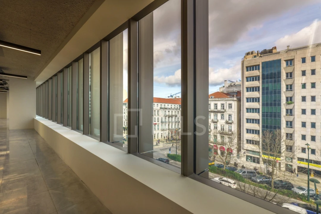 Escritório para Arrendamento em Avenidas Novas Foto 3