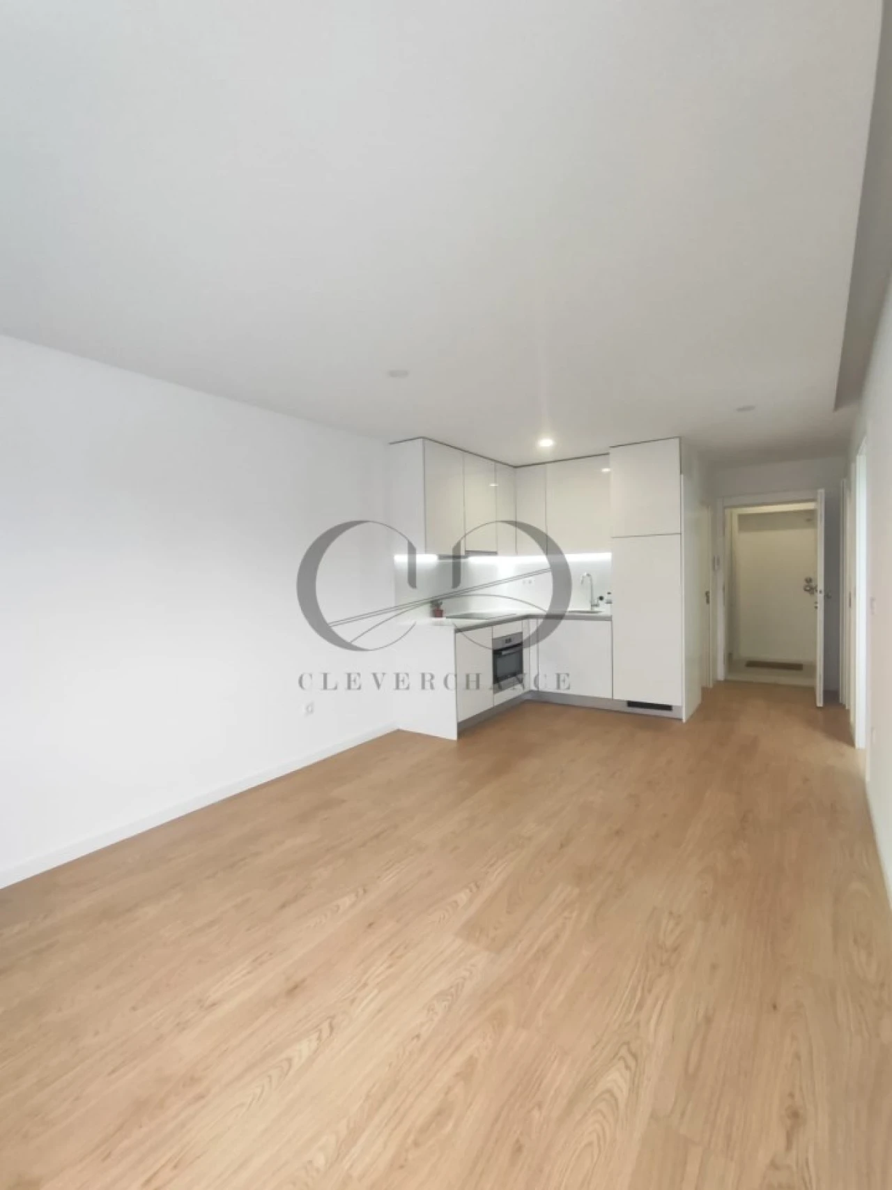 Apartamento T1 para Venda em Cedofeita, Santo Ildefonso, Sé, Miragaia, São Nicolau e Vitória Foto 1