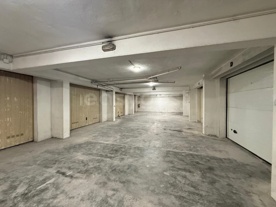 Garagem para Venda em Pinhal Novo Foto 6