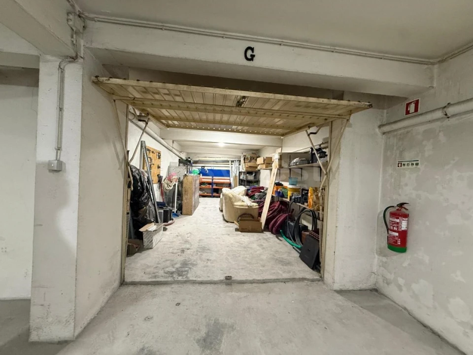 Garagem para Venda em Pinhal Novo Foto 10