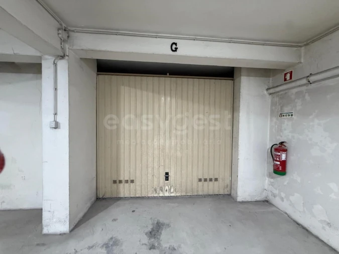 Garagem para Venda em Pinhal Novo Foto 9