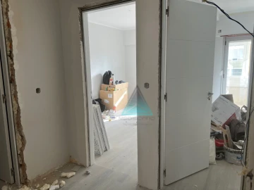 Apartamento T2 para Venda em Oeiras e São Julião da Barra, Paço de Arcos e Caxias