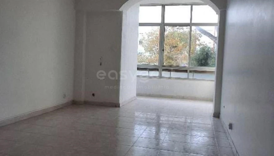 Apartamento T2 para Venda em Oeiras e São Julião da Barra, Paço de Arcos e Caxias Foto 2