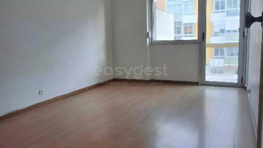 Apartamento T2 para Venda em Oeiras e São Julião da Barra, Paço de Arcos e Caxias Foto 7