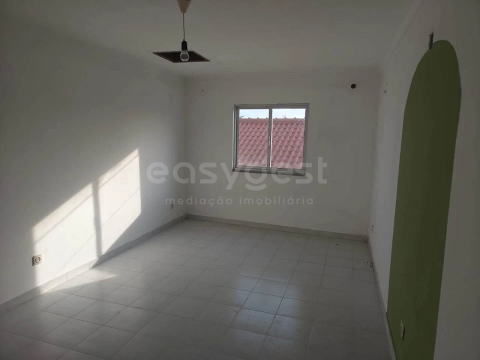 Loja para Venda em São João de Negrilhos Foto 10