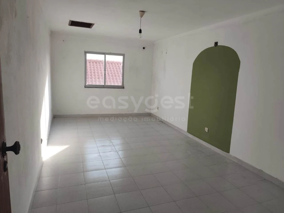 Loja para Venda em São João de Negrilhos Foto 11