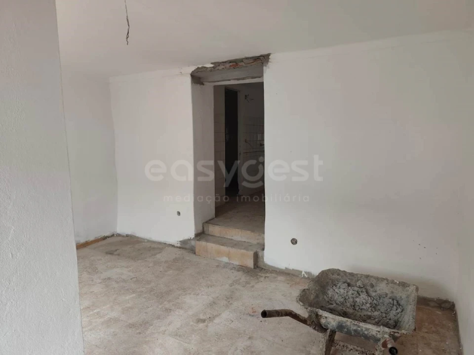 Moradia T1 para Venda em Aljustrel e Rio de Moinhos Foto 11