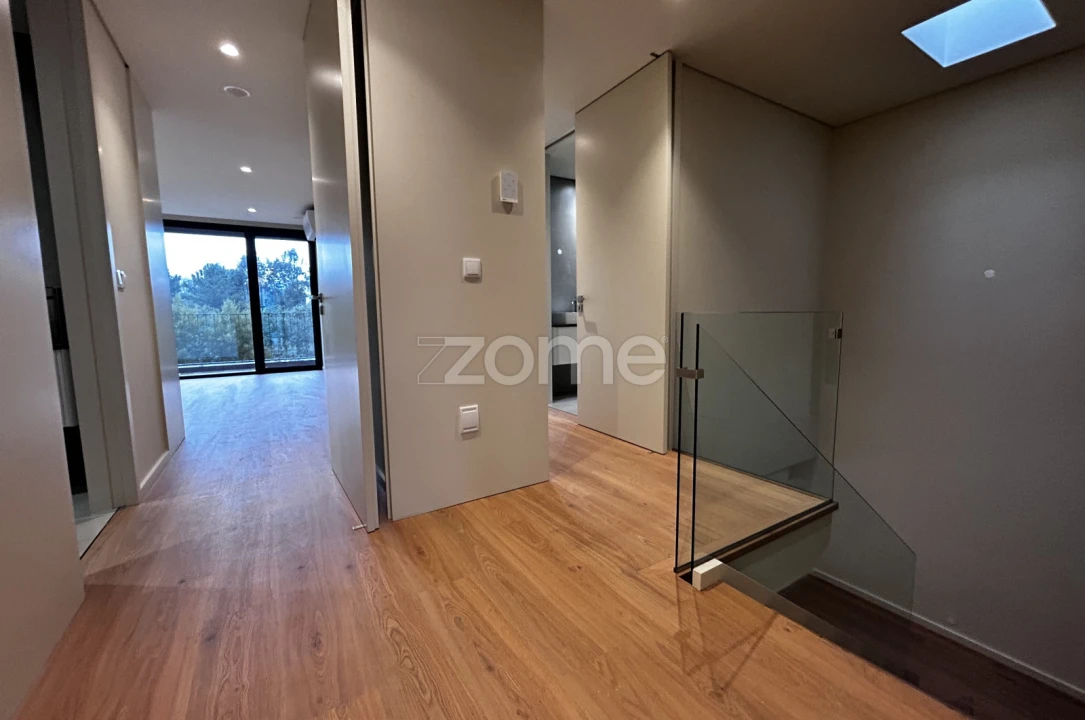 Moradia T3 para Venda em Fânzeres e São Pedro da Cova Foto 11