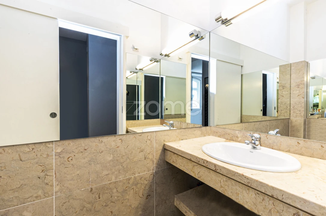Apartamento T2 para Venda em Santa Maria Maior Foto 12