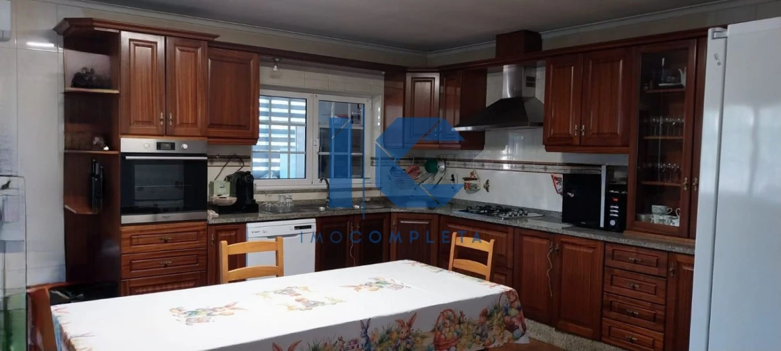 Moradia T3 para Venda em Aguada de Cima Foto 6