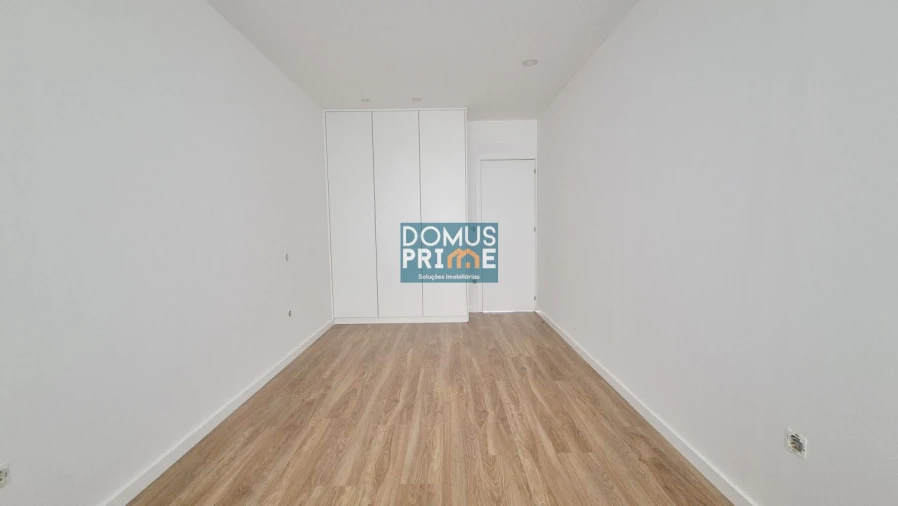 Apartamento T2 para Venda em Braga (São José de São Lázaro e São João do Souto) Foto 3