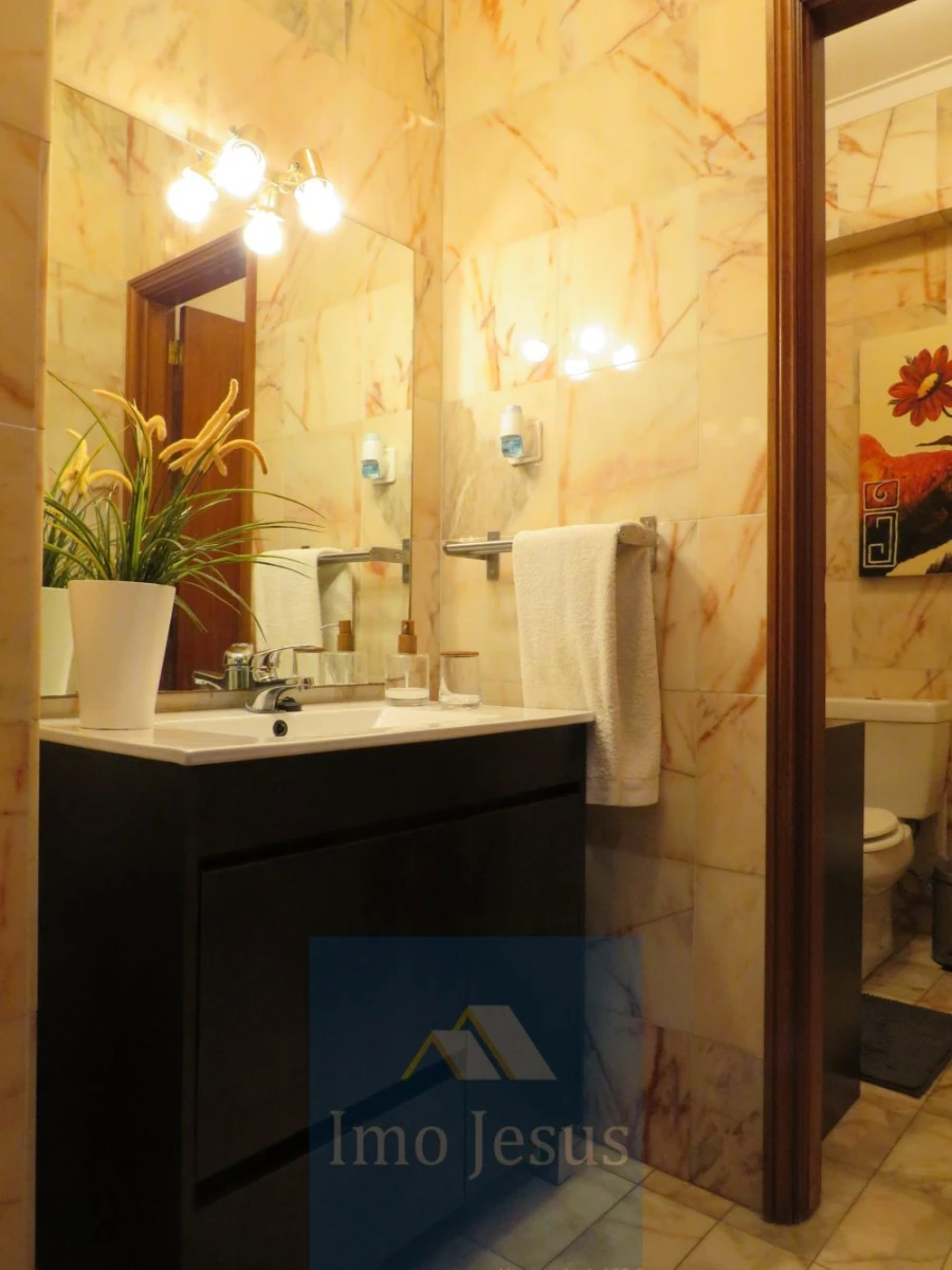 Moradia T5 para Venda em Mafamude e Vilar do Paraíso Foto 32