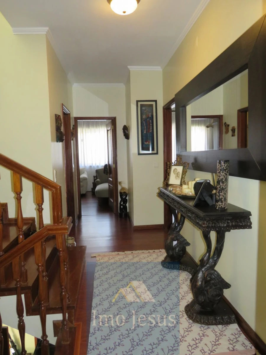 Moradia T5 para Venda em Mafamude e Vilar do Paraíso Foto 25