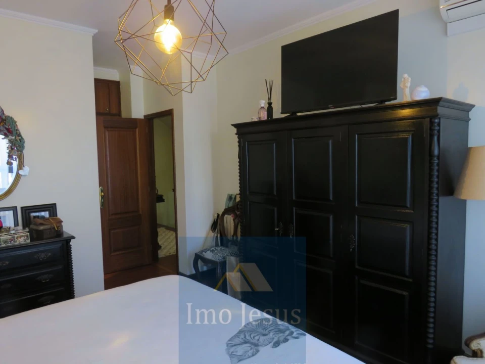 Moradia T5 para Venda em Mafamude e Vilar do Paraíso Foto 16