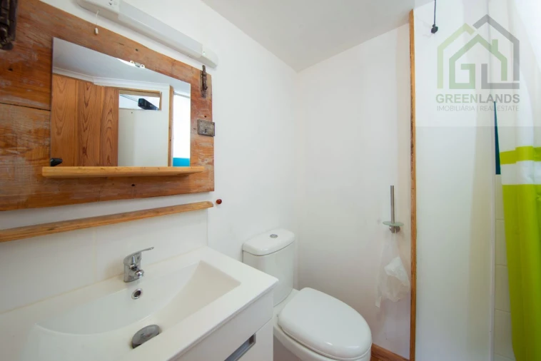 Moradia T3 para Arrendamento em Folques Foto 19