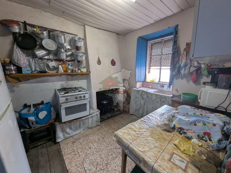 Moradia T4 para Venda em São João do Peso Foto 12