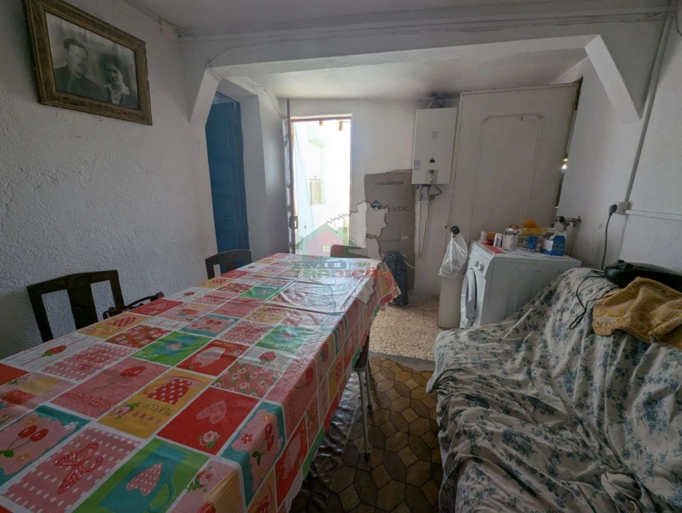 Moradia T4 para Venda em São João do Peso Foto 15