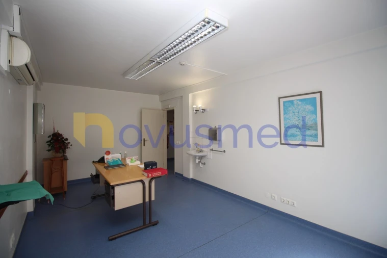 Apartamento T3 para Venda em São Bartolomeu de Messines Foto 10