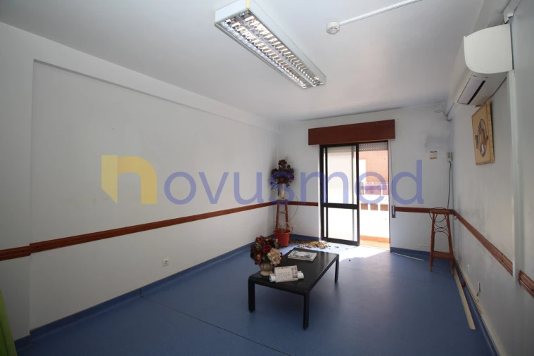 Apartamento T3 para Venda em São Bartolomeu de Messines Foto 23