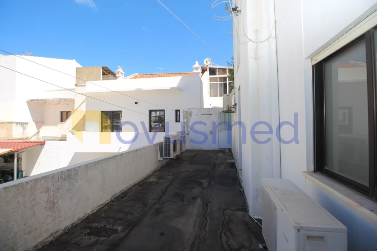 Apartamento T3 para Venda em São Bartolomeu de Messines Foto 31