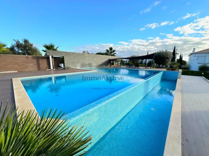 Moradia T3 para Venda em Quarteira Foto 51