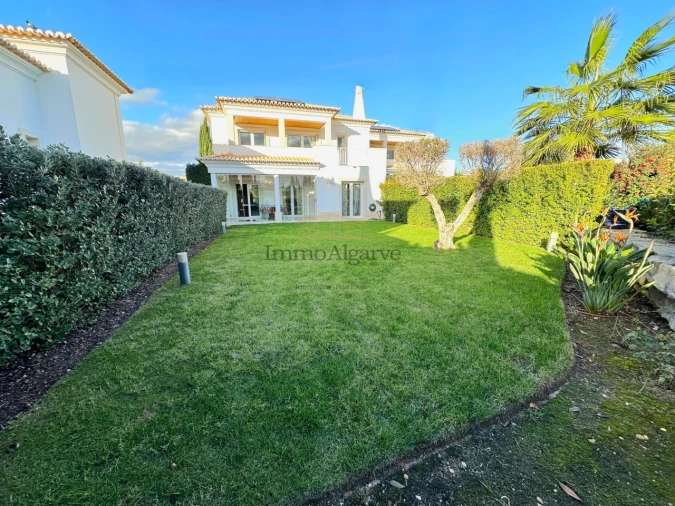 Moradia T3 para Venda em Quarteira Foto 23