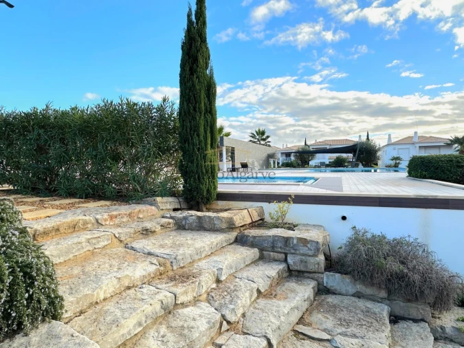 Moradia T3 para Venda em Quarteira Foto 56