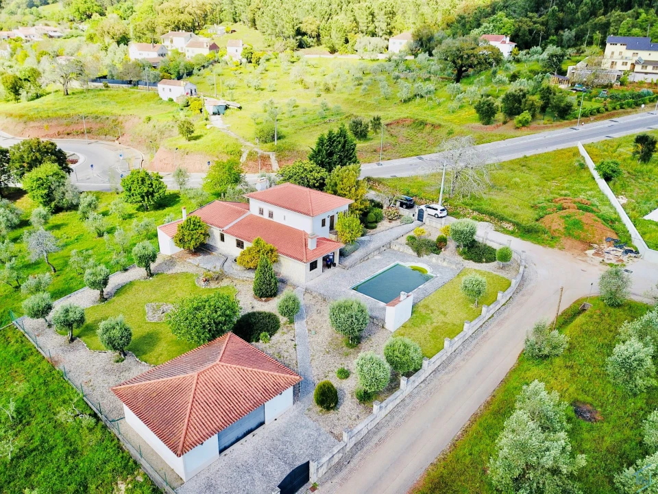 Moradia T4 para Venda em Alvaiázere Foto 58