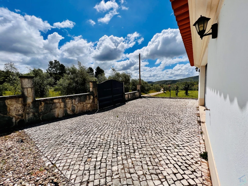 Moradia T4 para Venda em Alvaiázere Foto 28