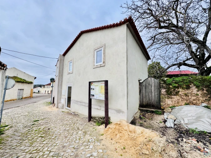 Moradia T3 para Venda em Alvaiázere Foto 2