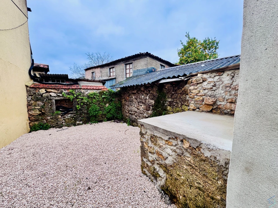 Moradia T3 para Venda em Alvaiázere Foto 5