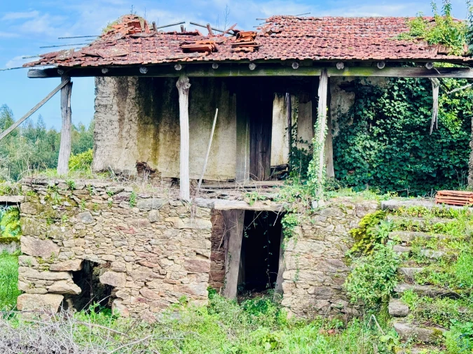 Moradia T2 para Venda em Arega Foto 5