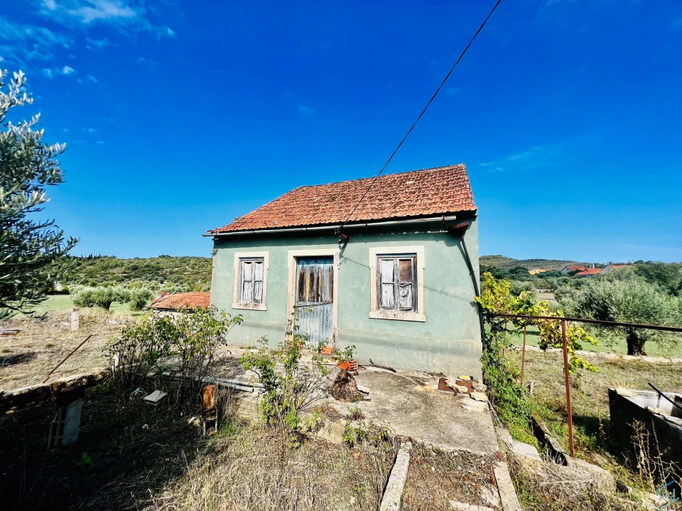 Moradia T2 para Venda em Chãos Foto 9