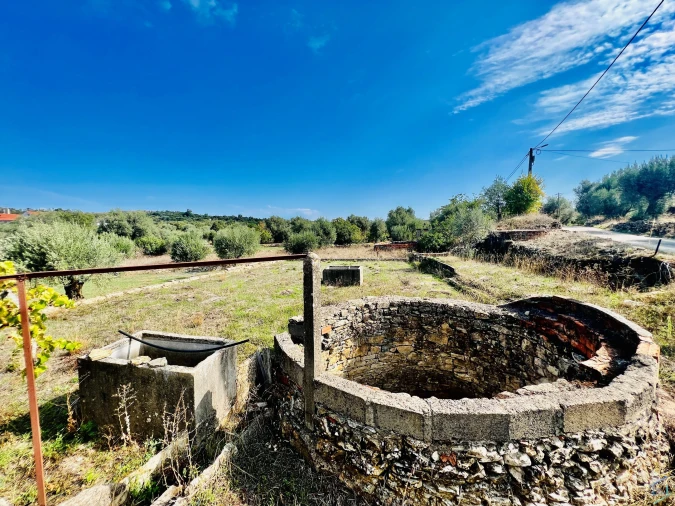 Moradia T2 para Venda em Chãos Foto 10