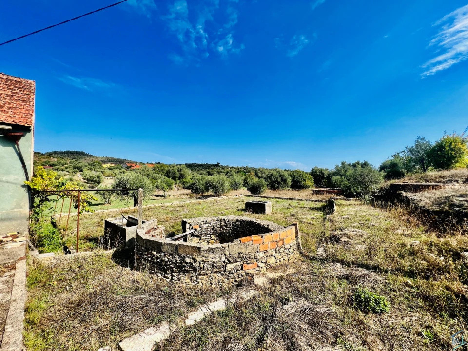 Moradia T2 para Venda em Chãos Foto 16