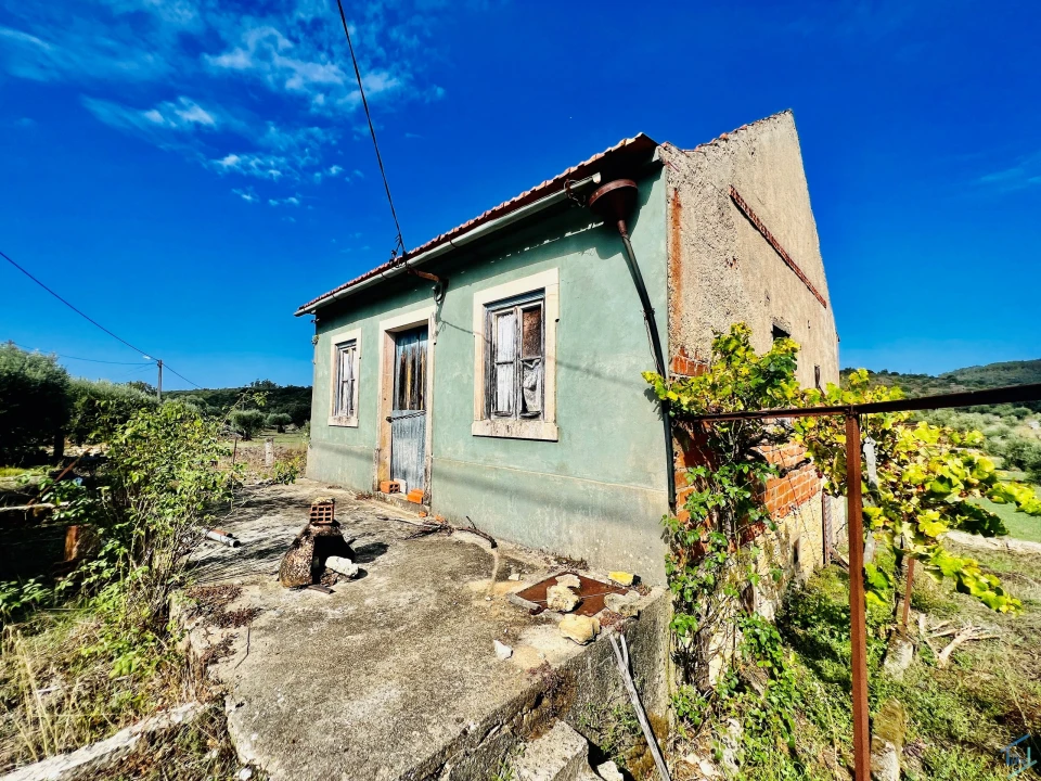 Moradia T2 para Venda em Chãos Foto 13