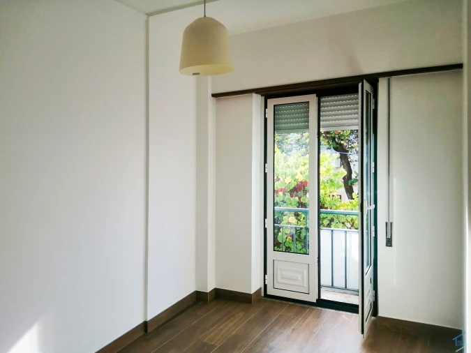 Apartamento T2 para Venda em São Pedro de Tomar Foto 3