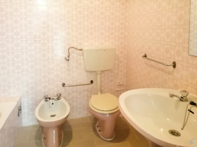 Apartamento T2 para Venda em São Pedro de Tomar Foto 17