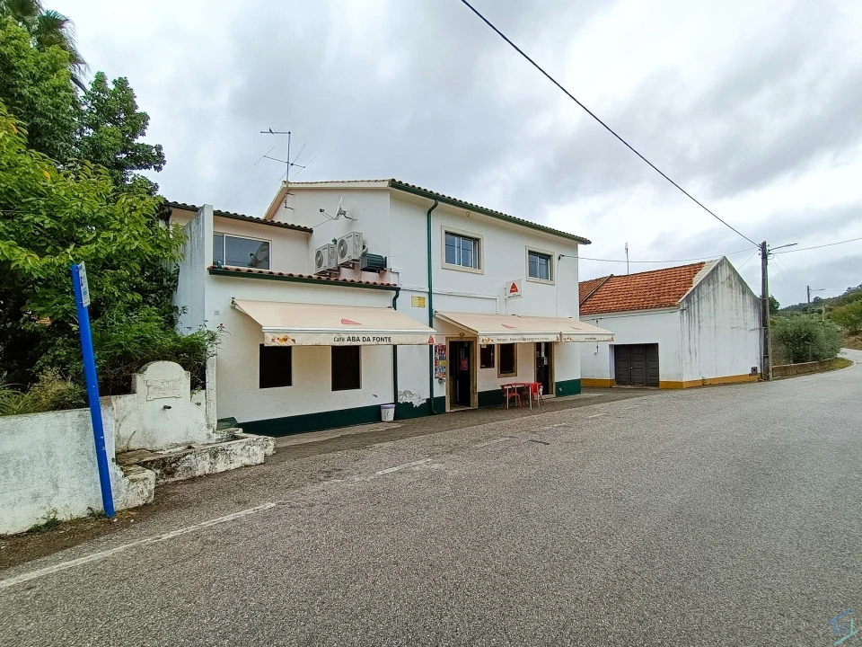 Moradia T3 para Venda em Areias e Pias Foto 2