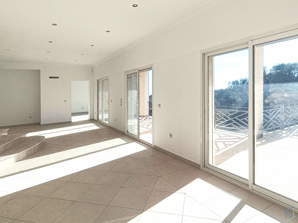 Moradia T4 para Venda em Além da Ribeira e Pedreira Foto 24